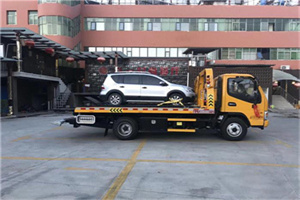 兴化附近汽车拖车电话